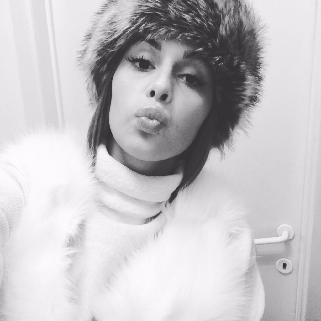 Coralie Porrovecchio tweet media