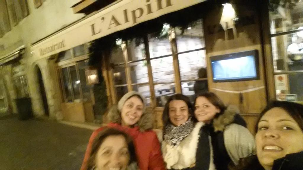 #all bleu tweet media