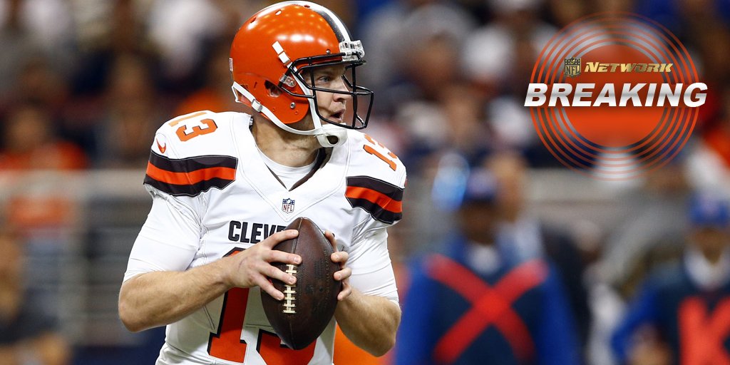 nflnetwork's tweet photo. JUST IN: Browns announce Josh McCown will take over as starting QB. Johnny Manziel will be the third-string QB. https://t.co/Zk87wEfjAC