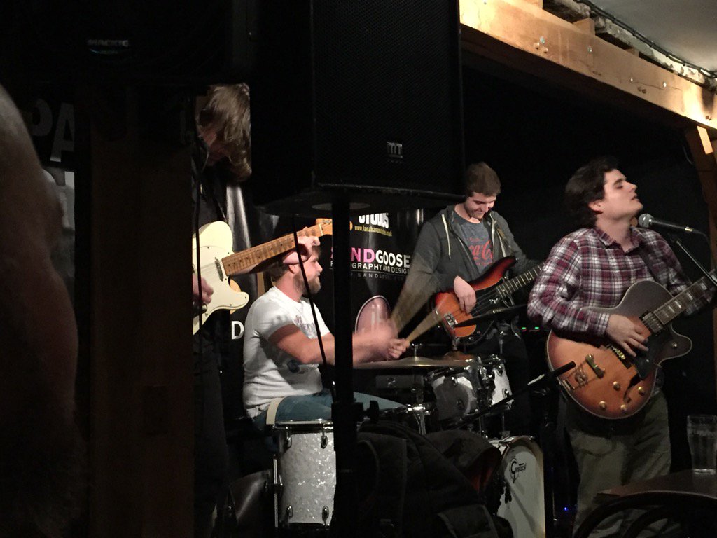 grumpyoldbookwm's tweet photo. @Billy_Jupp great set at @greyladytwells for @PaulDuntonmusic https://t.co/nc3XBNh6eU