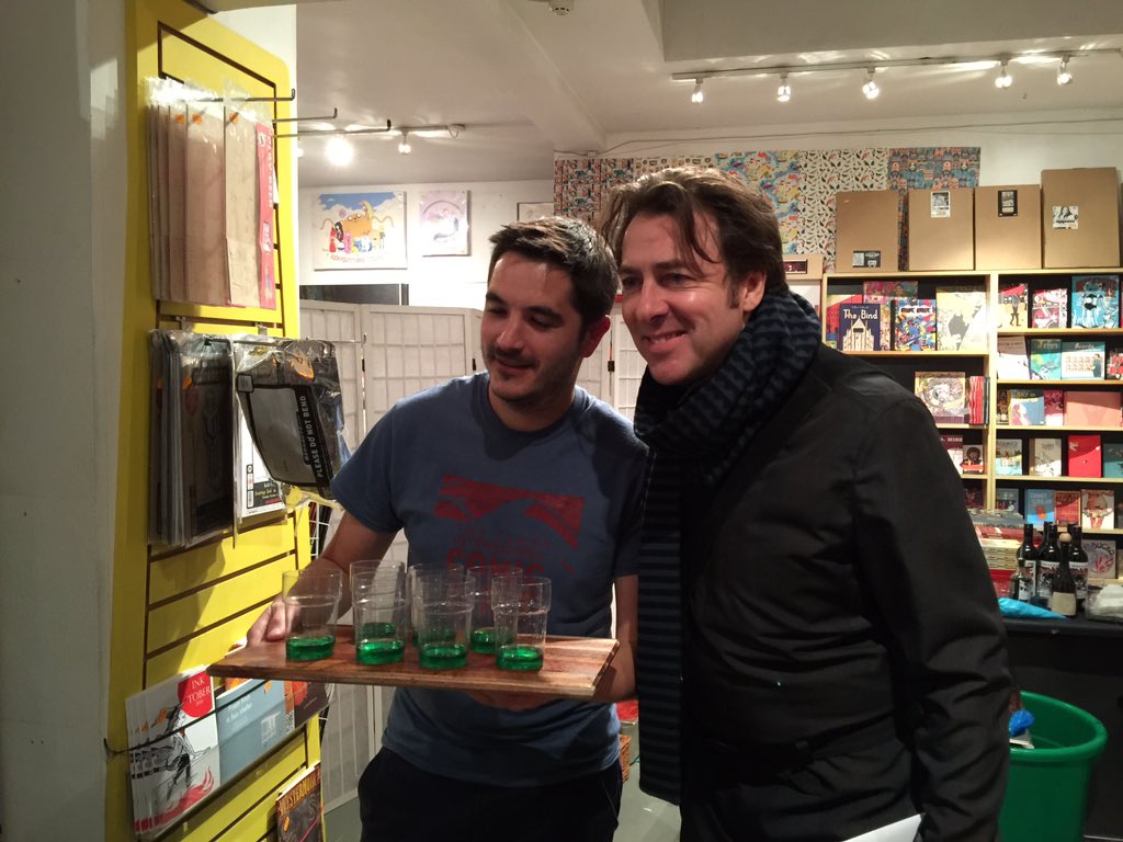 ComicArtRadio's tweet photo. @KendalCollege @YLequitte @wossy loved the gorgeous food you supplied for the #BigLakesComicAuction @comicartfest https://t.co/nsZ0nCBQ8B