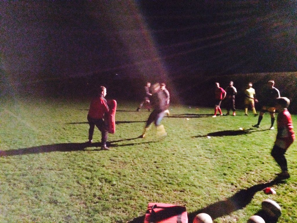GR_CommunityDpt's tweet image. Awesome session tonight @nortonrugby with Greig Laidlaw and @danmurphy2710 #WorkingOnBasics @gloucesterrugby