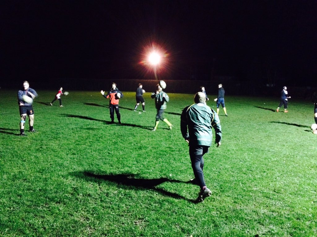 GR_CommunityDpt's tweet image. Awesome session tonight @nortonrugby with Greig Laidlaw and @danmurphy2710 #WorkingOnBasics @gloucesterrugby