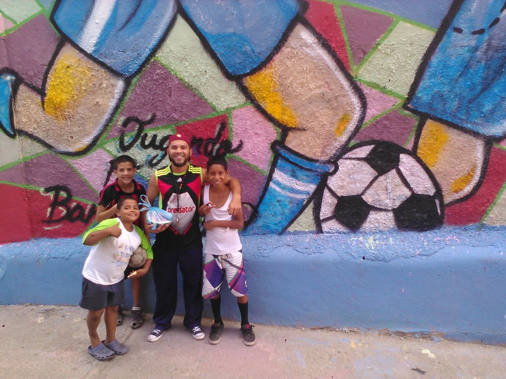 davidgmila's tweet photo. Aqui el resultado de nuestra primera jornada #JugandoPorUnBarrioLimpio en la #CaracasConvive @AvanzadaProgre https://t.co/wY0x0hnWrP