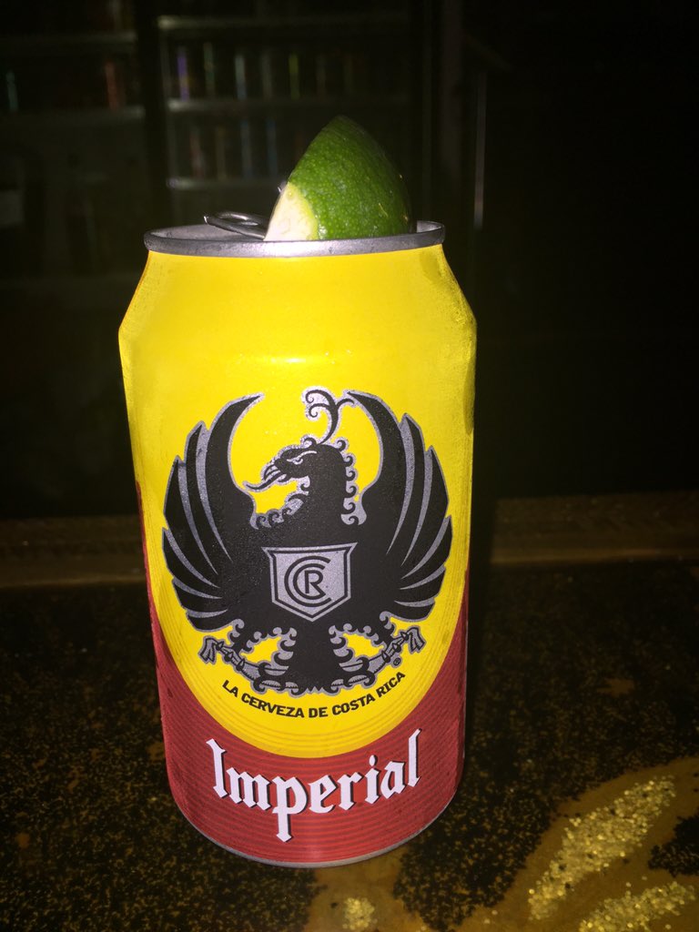 whatsgoodjvp's tweet photo. Having this @imperialcerveza @2xtroubletx just made coming back to Houston that much better #beer #cerveza 🍺 https://t.co/rwJLyhb4yA