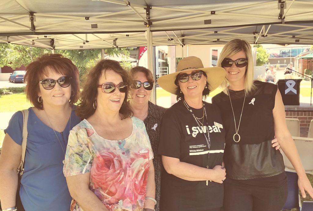 RFitall's tweet photo. #Koolkuna staff @WhiteRibbonAust Midland March That Matters #WhiteRibbonDay #standup https://t.co/Nsv1lYsviK