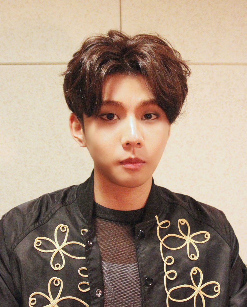 JACETORY's tweet photo. [#BandJACE #밴드제이스] 드디어 JACE의 새로운 멤버가 공개 되었습니다~!! 기타리스트  ‘정환(황정환)’ 입니다 :) 새로운 멤버 정환! 앞으로 많이 기대해주시고 많이 사랑해주세요 ♥ https://t.co/FXogcF2UAo