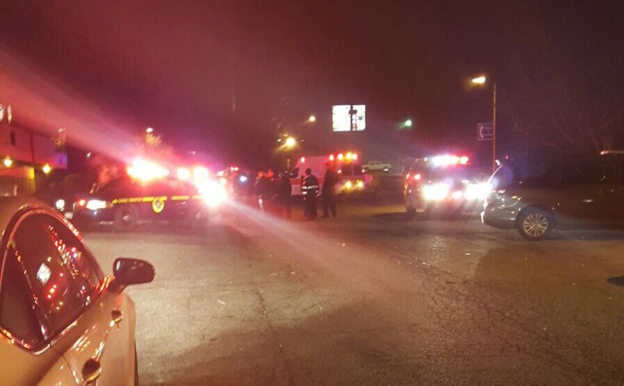 SafetyFirstNYC's tweet image. Monroe; Update; Photo of Hatzolah, PD &amp;amp; EMS on scene, Suspect fled the scene, Motive unknown.