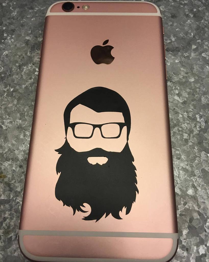 KombuchaGuruX's tweet photo. https://t.co/ZIARIusv5y New sticker for my phone! - Daniell #beardedbuch #beard #beardlov… https://t.co/EXLQxSa0i8 https://t.co/opaZKJHTMf