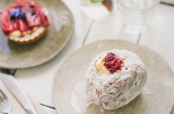 Whether or not you're a foodie, here's 30 Auckland cafes you should have been to. the.kiwi/e