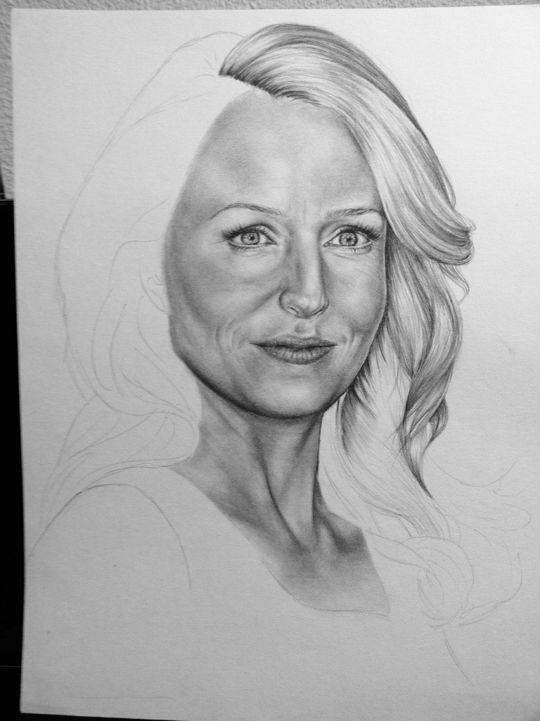 #wip of my portrait of <a href="/GillianA/">Gillian Anderson</a> (#XFiles ) ! 😊 so much work, haha ^^