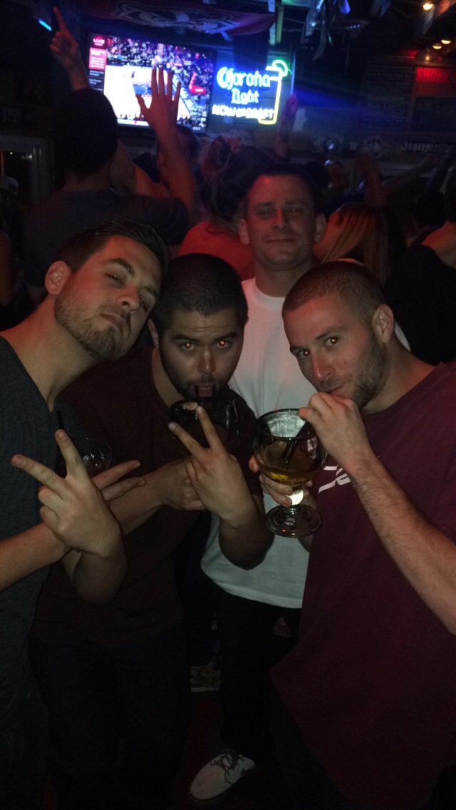 Ashley__Morgan's tweet photo. Reminiscing the homies coming to San Diego 🍻😂 #dickdogs @justinastor @LucasPatton @patrickobrien7 @KevinHighbaugh https://t.co/5JAWCs1jTt
