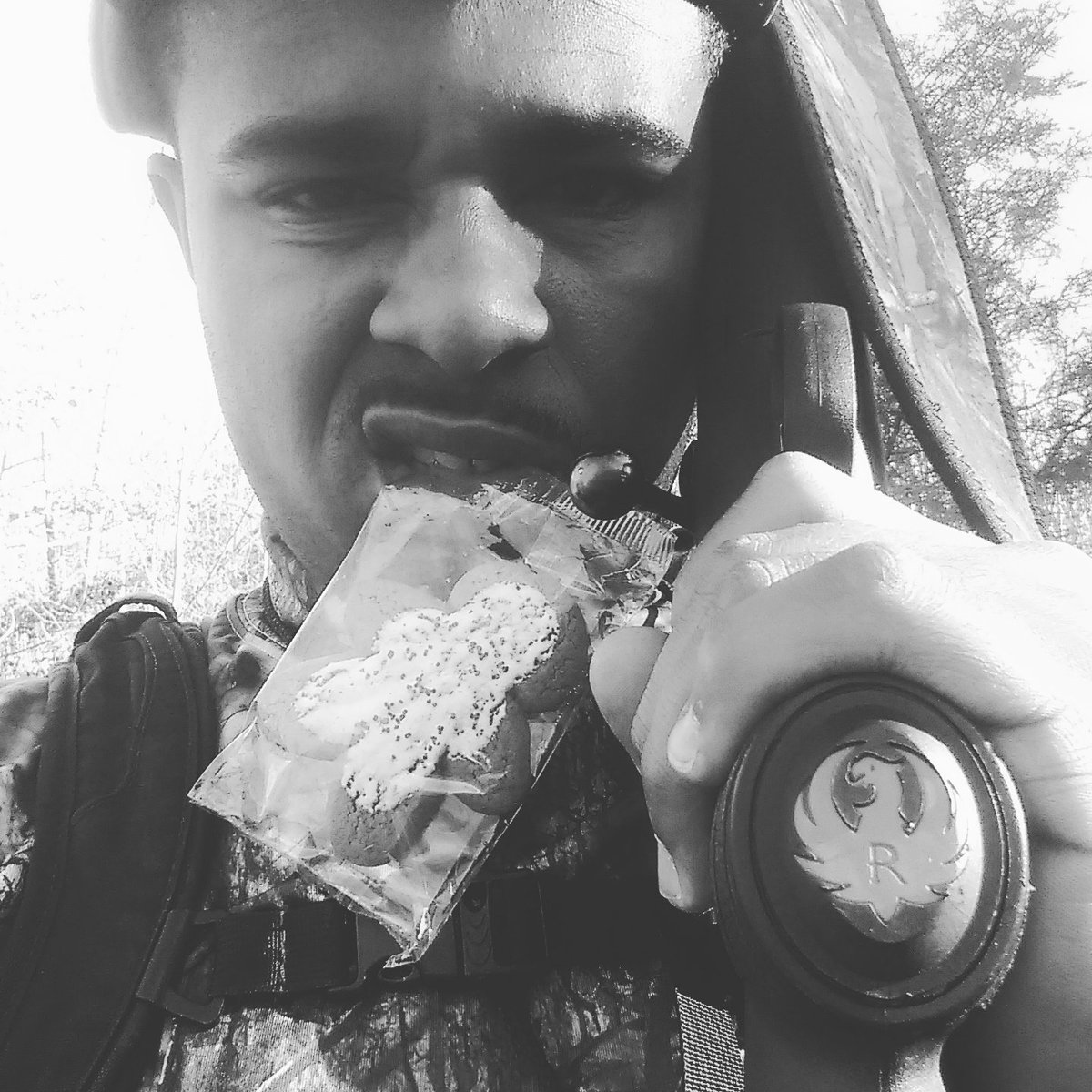rasi53bk's tweet photo. Hunting  is life. Gunsandweed #sniper #smackboy https://t.co/WJH03CMVUO
