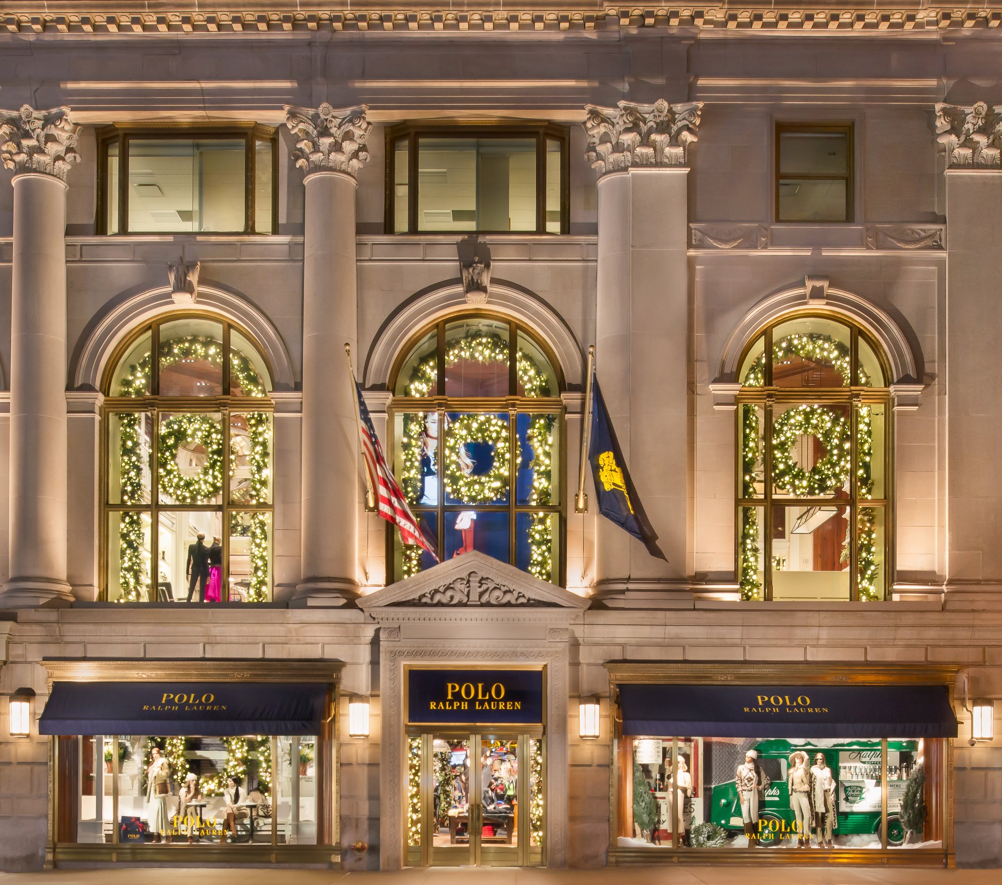 Ralph Lauren on X: Winter meets wonderland at the Polo flagship