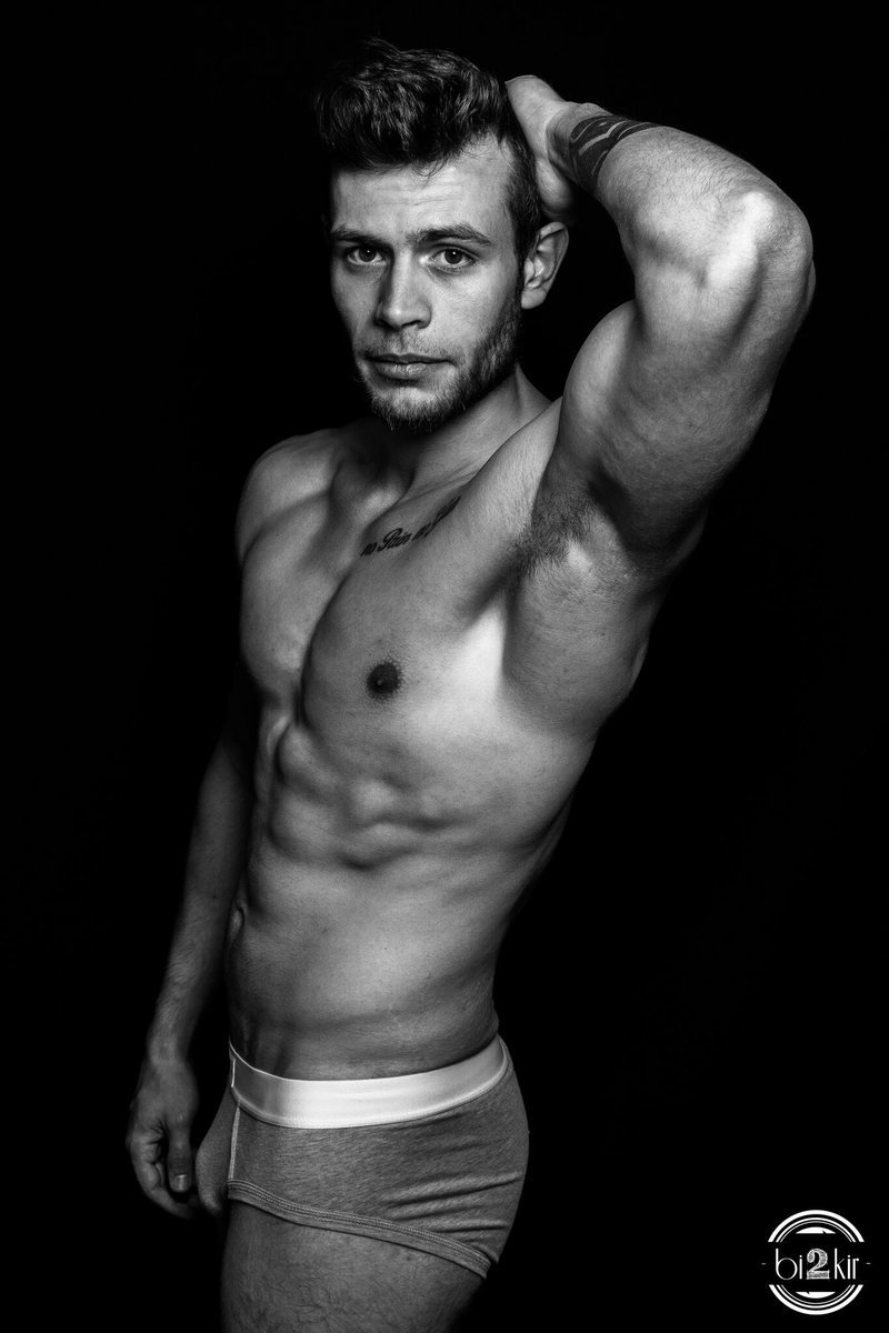 bry_fit's tweet photo. Shoot - bi2kir https://t.co/xD36C81e7f