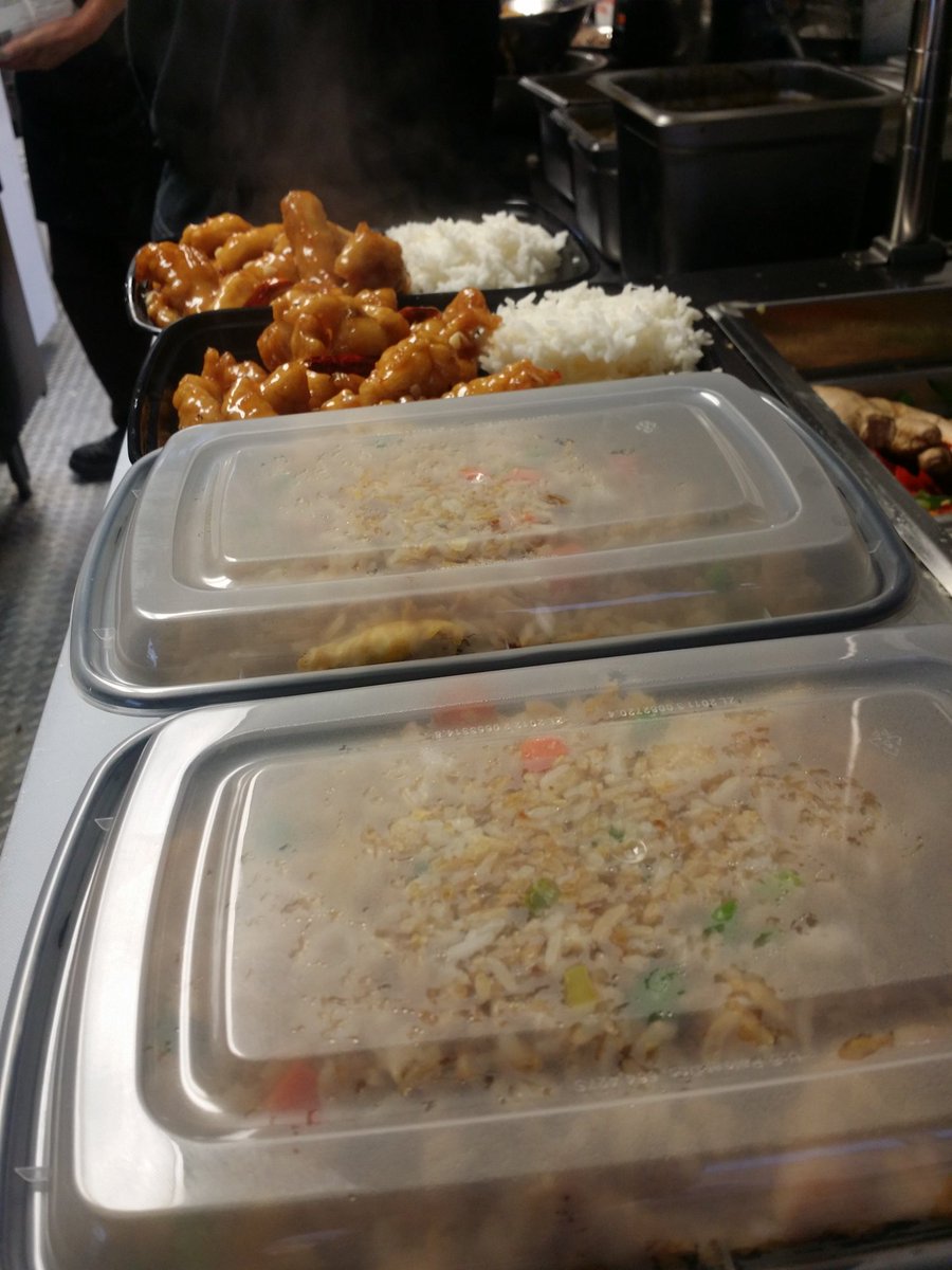 cld_lucky's tweet photo. Follow us! Says the General Tso's and his alliances! https://t.co/bmCLLEPZhc