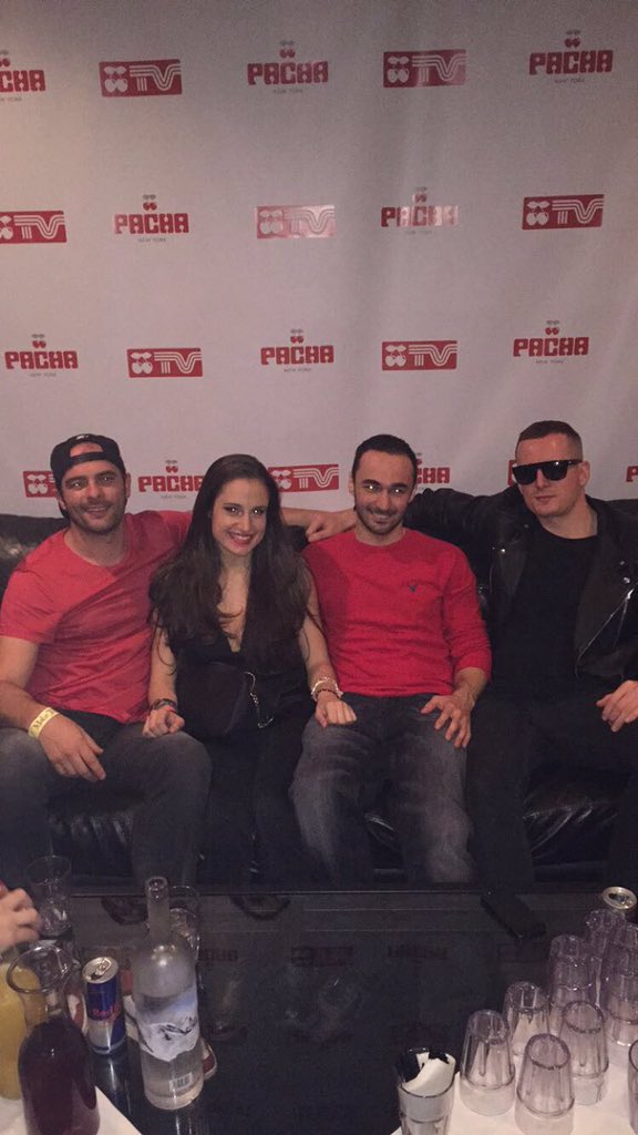 louubarb's tweet image. #pachamemories meeting &amp;amp; hanging with me &amp;amp; bae's favorite DJs 😭 @AlexMagrips @KryderMusic @TomStaar