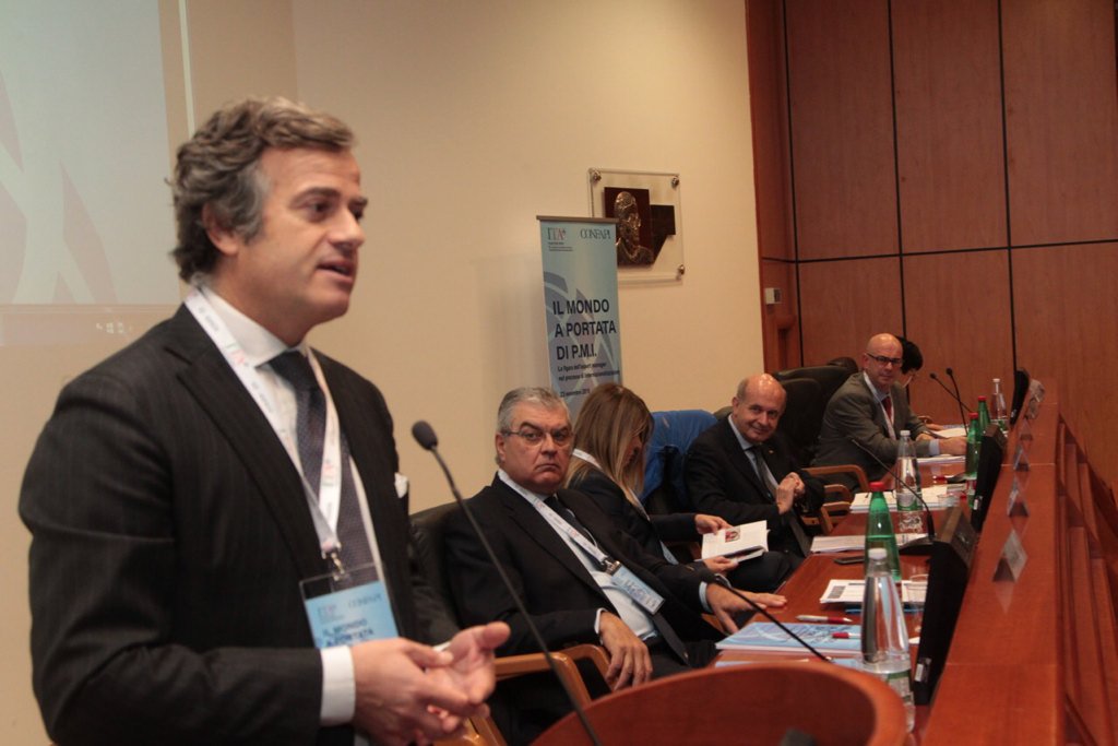 INTERNAZIONALIZZARE SI DEVE.
DAL CONVEGNO ICE/CONFAPI STRUMENTI E MODI PER ASSISTERE LE IMPRESE PROCESSI DI EXPORT