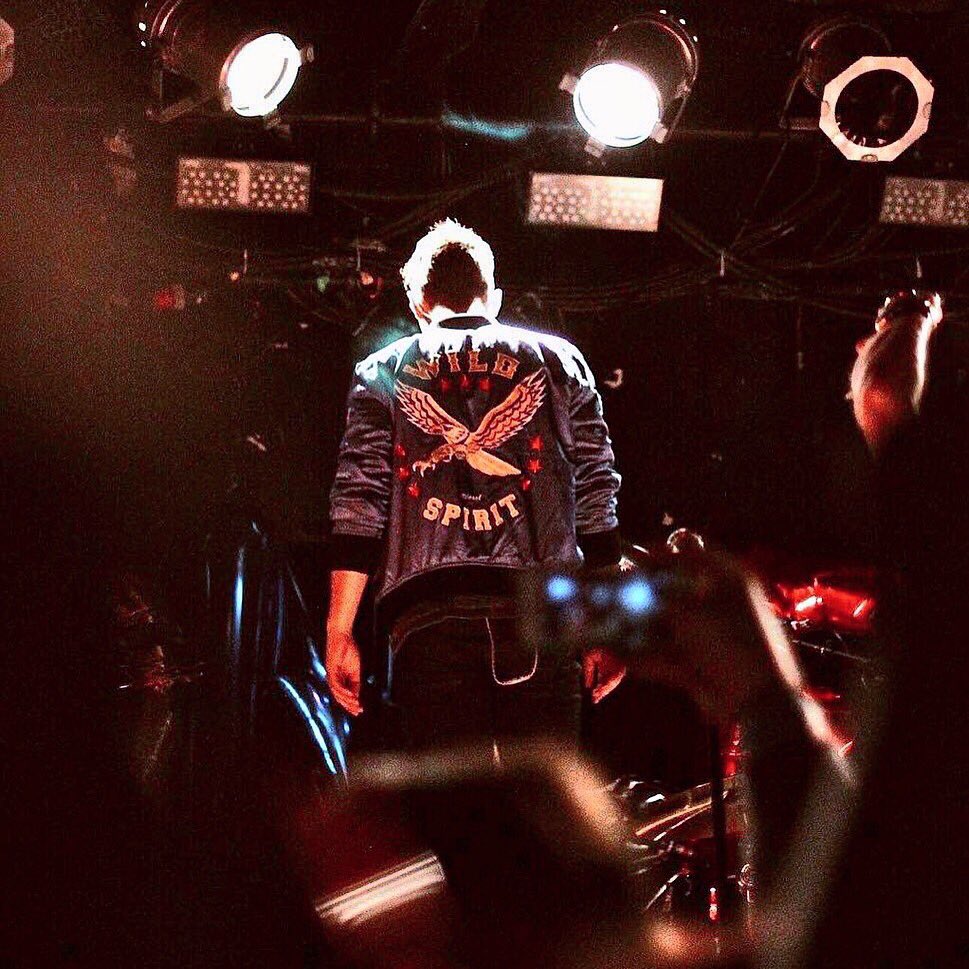 joejonas's tweet image. Don't let me into my zone.