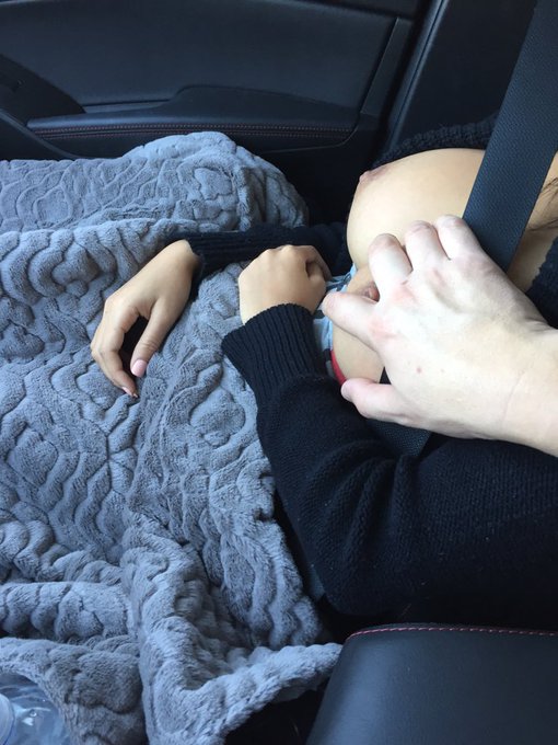 Someone stole a feel while we were driving and I fell asleep 😈😈 https://t.co/HQ7xzBrBJt
