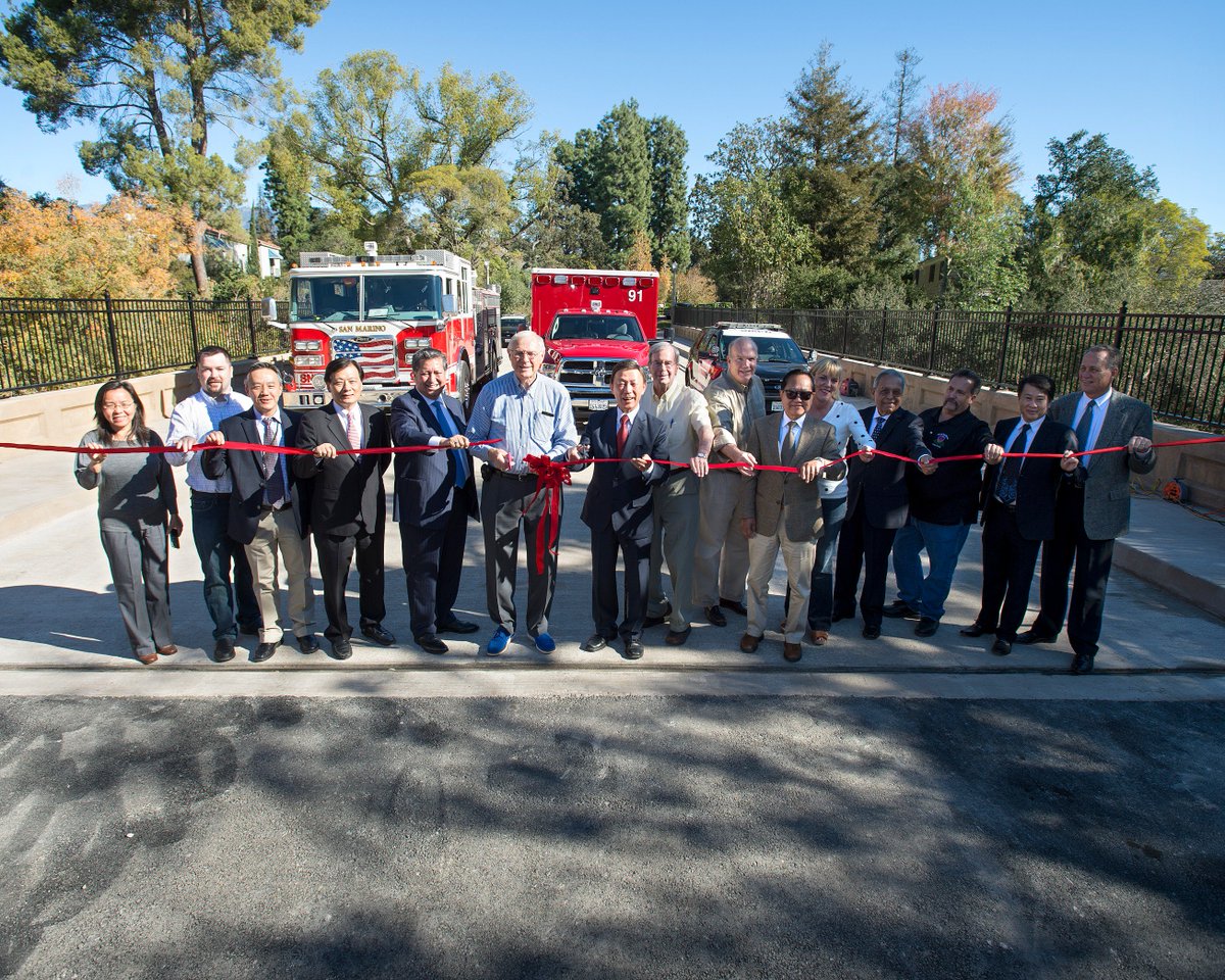LACoPublicWorks's tweet photo. Iconic Circle Dr bridge in @CityofSanMarino has a new look after Public Works' $3.8M seismic upgrade @mikeantonovich https://t.co/INm1j2cjbj