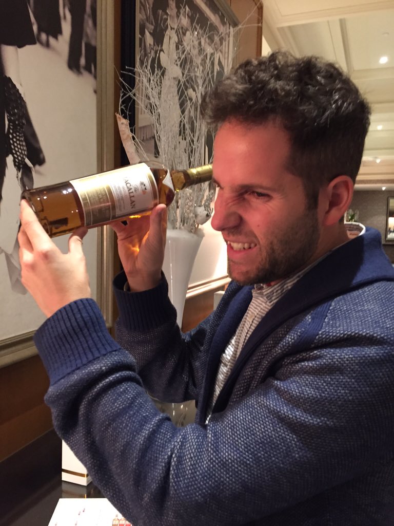 davidstulberg's tweet photo. Having a hard time #raisethemacallan https://t.co/fgP2GcSoIm