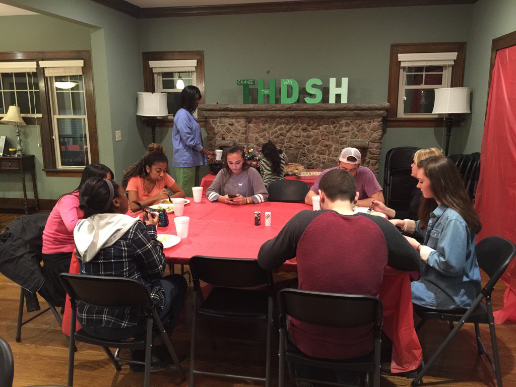 WKUTHDS's tweet photo. A full table @THDSH_WKU Harvest Feast happening right now at the house. Come on by and get a plate. #teamchange https://t.co/iZvv38iZoK