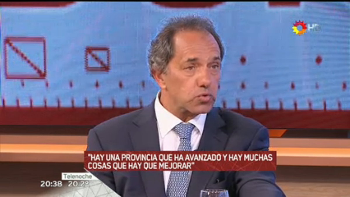 pjconquintela's tweet photo. #AHORA @danielscioli en @telenoche: "Hay una Provincia que ha avanzado y hay muchas cosas que hay que mejorar". https://t.co/YPucLZOzC5