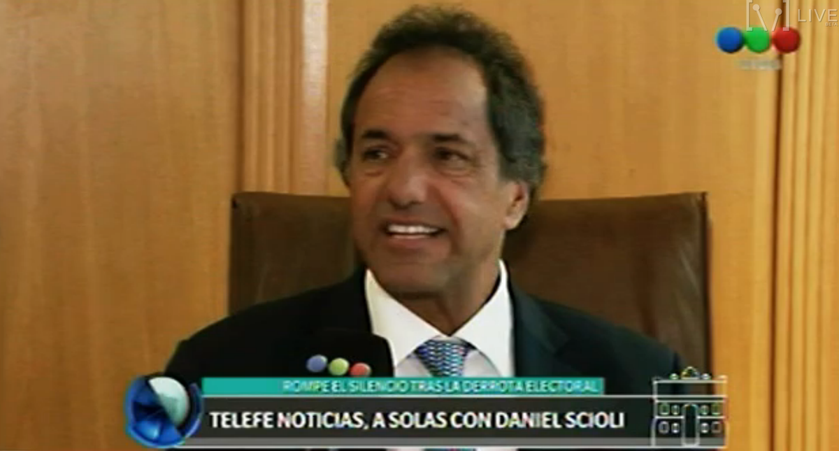pjconquintela's tweet photo. #AHORA @danielscioli en @telefenoticias: "Uno no necesita estar en un cargo para poder ayudar". https://t.co/M5ReVMSXI6
