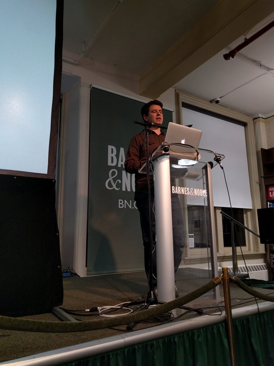 jonmarkgo's tweet image. Really enjoyed @xkcd&apos;s talk about #thingexplainer - thanks @BNUnionSquareNY