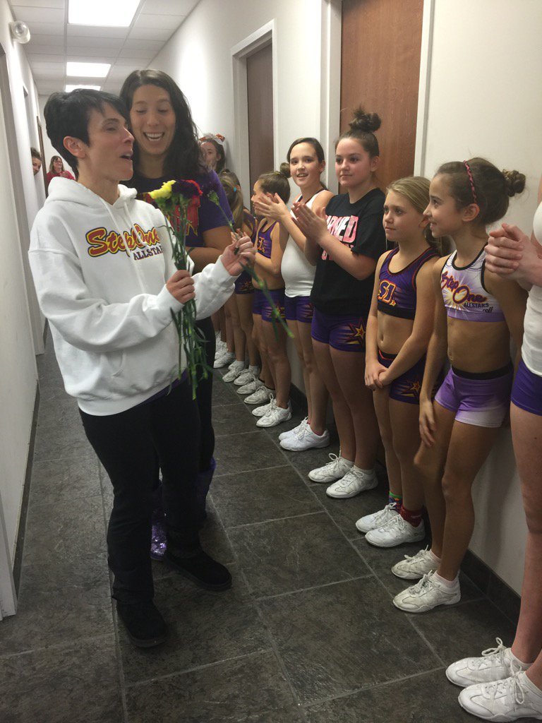 Thank you to the great moms from lovely and wonderful for having fabulous party celebrating 2 summit bids 💛❤️💜