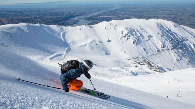 #MtHutt has been named New Zealand's best skifield at the Annual <a href="/WorldSkiAwards/">World Ski Awards</a>. the.kiwi/g