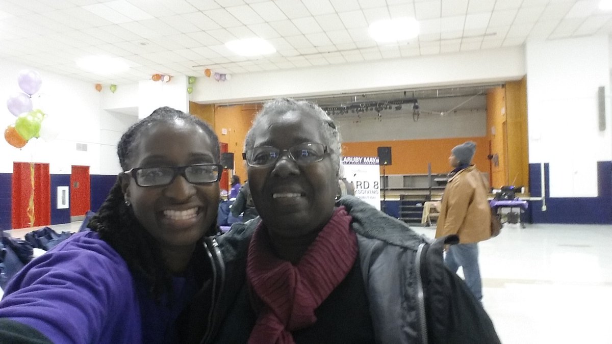 LaRubyMay's tweet photo. #MakingADifferenceIsWhatWeDo #BlessingIsInGiving @Ward8Rising https://t.co/LXoFfgTDNs
