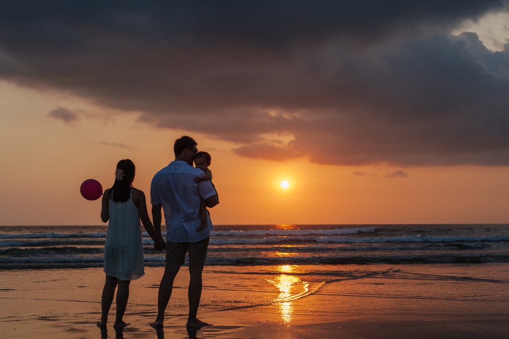dedotphotograph's tweet photo. Having a great #family is having a great companion for vacation. Capture your #holiday moments with us https://t.co/Dl5G9s1LGo