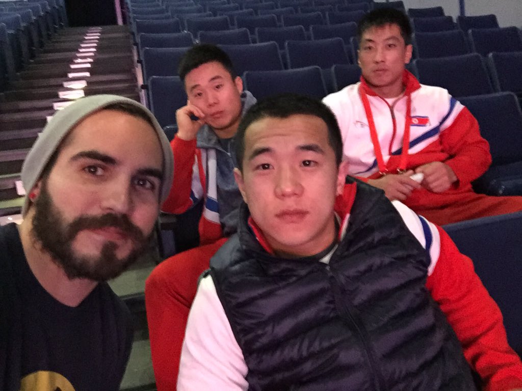 JeremySaysHello's tweet photo. #HoustonIWF2015 #iwfhouston #ilift https://t.co/D7hEpnV7JP