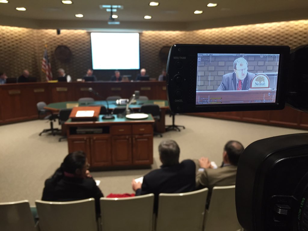 ColeHigginsCNN's tweet image. Neenah is last of 10 fox cities municipalities to vote on the 10% room tax that would allow expo ctr to move ahead