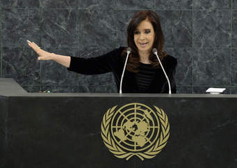 PoesiaGibran's tweet photo. Un reconocimiento a la gran patriota y valiente mujer #CFK2019 #Argentina https://t.co/RlxFuoMhZe