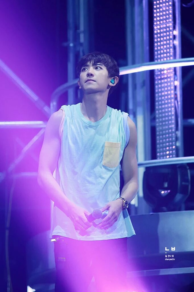 EXO GLOBAL tweet media