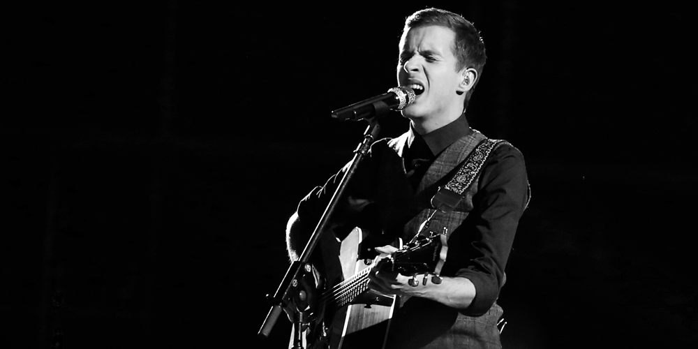 .<a href="/EvanMcKeel/">Evan McKeel</a> sings Al Green’s “Let’s Stay Together” for YOUR tweets &amp; our feels are out of control. #VoiceSave