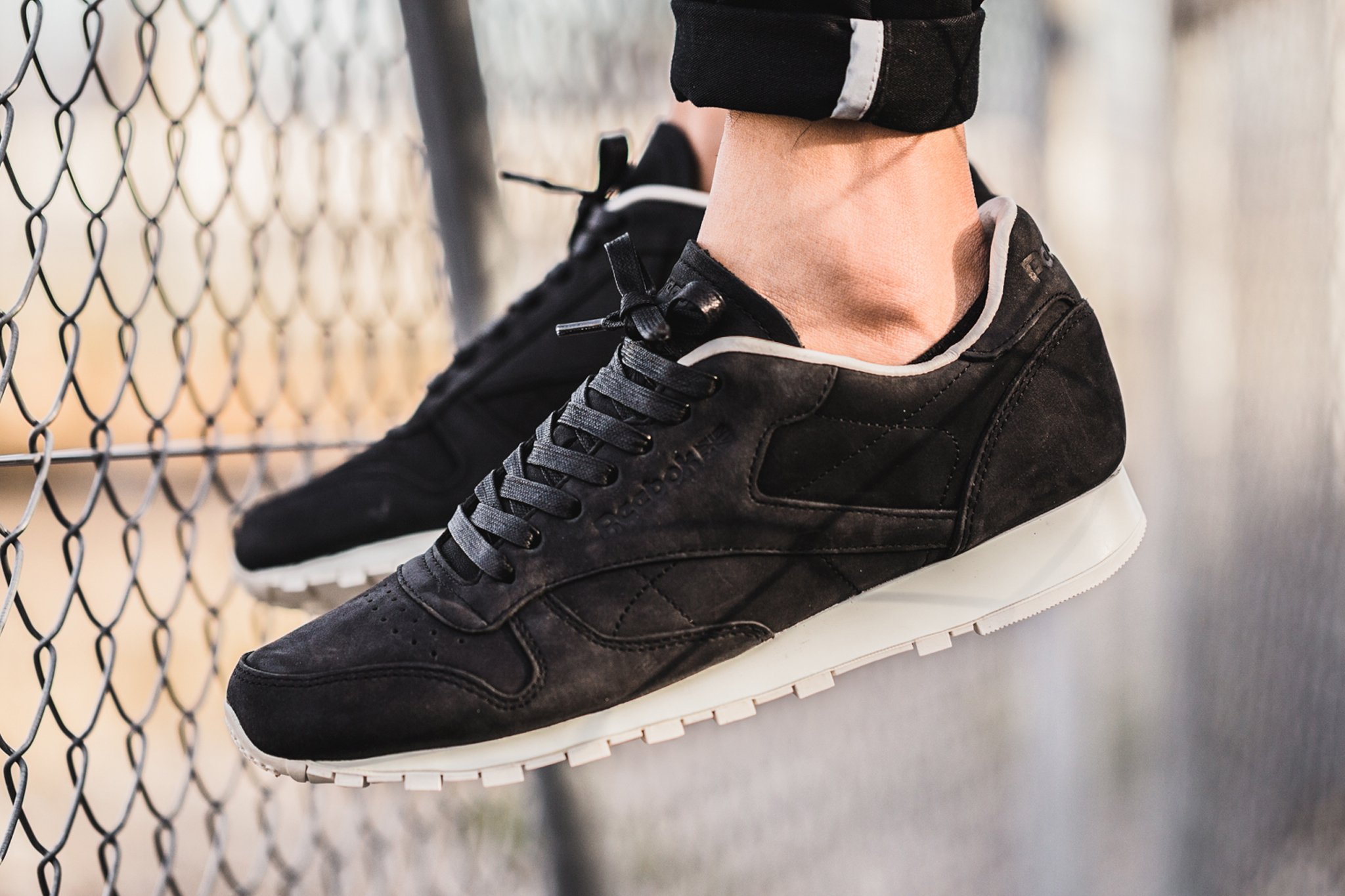 REEBOK Classic Leather Black  Reebok classic leather black