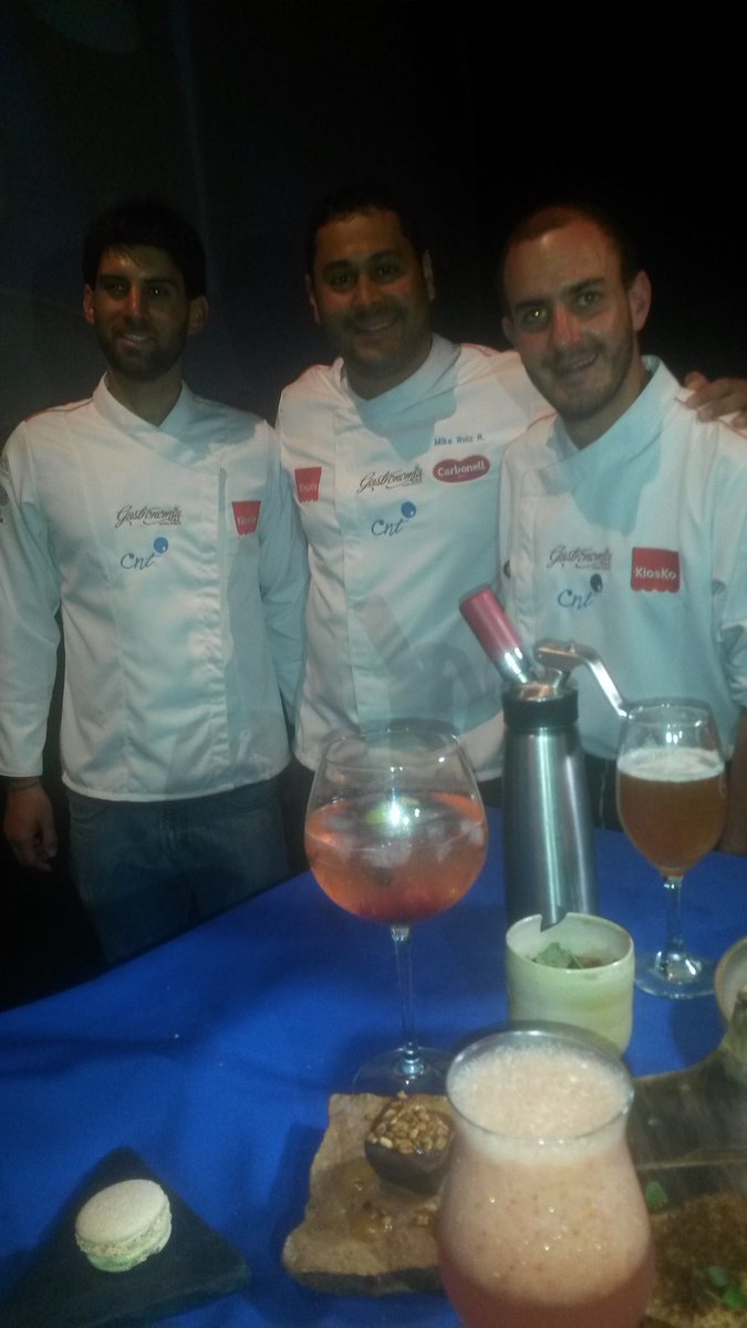 LourDePandzic's tweet photo. Con los chicos de @Urko_rest, el mejor referente gastronómico de Quito! Excelente! @Gastronomia20EC @MikeRuizPCero https://t.co/ek3glSuVmY