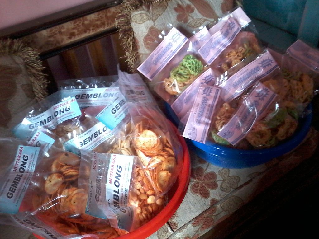 erna_sambalado's tweet photo. Sedia oleh" kota kuningan jawa barat...yg mau nyoba n ada minat jd reseller silahkan di 5adc5693  line ernasambalado https://t.co/1fjxMZzoUw
