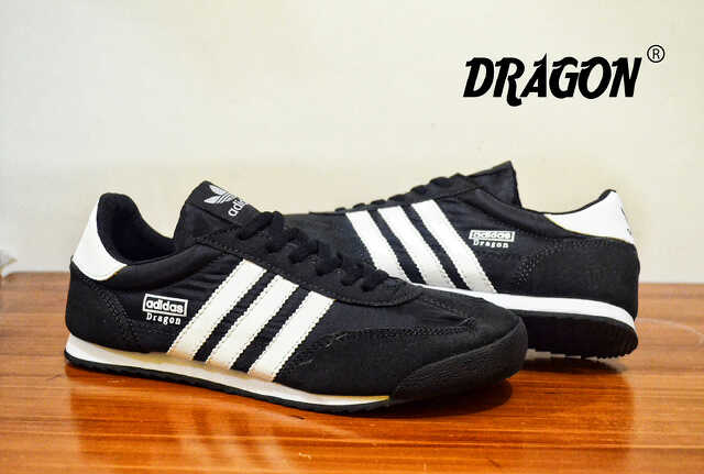 Adidas Dragon Hitam Putih | Size 40-43 | Promo 140rb | IG &amp; LINE : KICKERSTORE | SMS/WA 085760006666 | BBM 28F54197