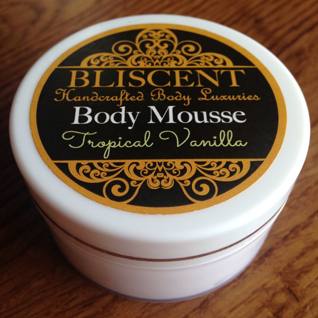 bliscent's tweet photo. Indulge in our luxurious Body Mousse which not only moisturizes but smells heavenly too!
#bodymousse #smellsogood https://t.co/uqQMujoE0i