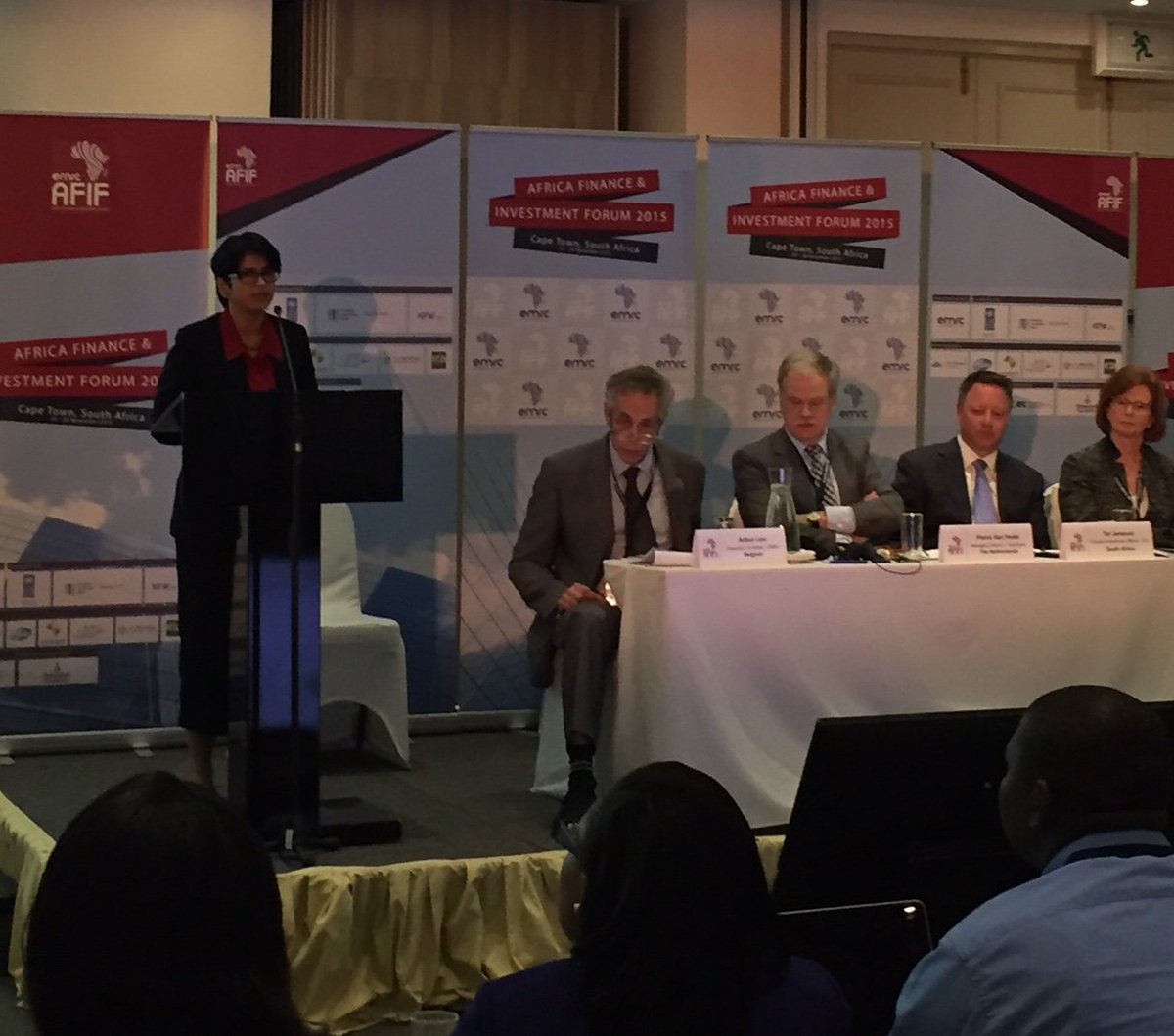 dvaraholdings's tweet photo. Kshama Fernandes, CEO, IFMR Capital, speaking at the Africa Finance & Investment Forum in Cape Town. #AFIF2015 https://t.co/XIBQueBaPl