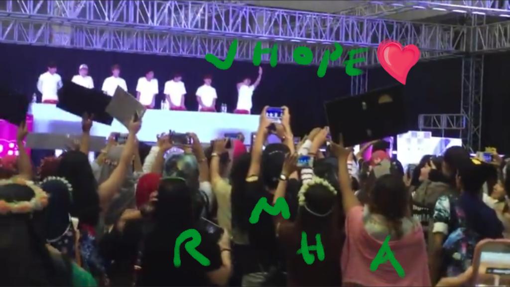 hannahopia's tweet photo. Forgive me just bringin this back😁✌ #TRBinKL #HelloSession 
https://t.co/zsoWiI1cXB (vid cto) https://t.co/ESaEEmJdiO