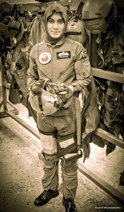 NYPDMuslim's tweet image. To those that say #Islam doesn't allow women equalrights/oppresses them here's #MuslimFemale facebook.com/NYPDMuslim/pos…