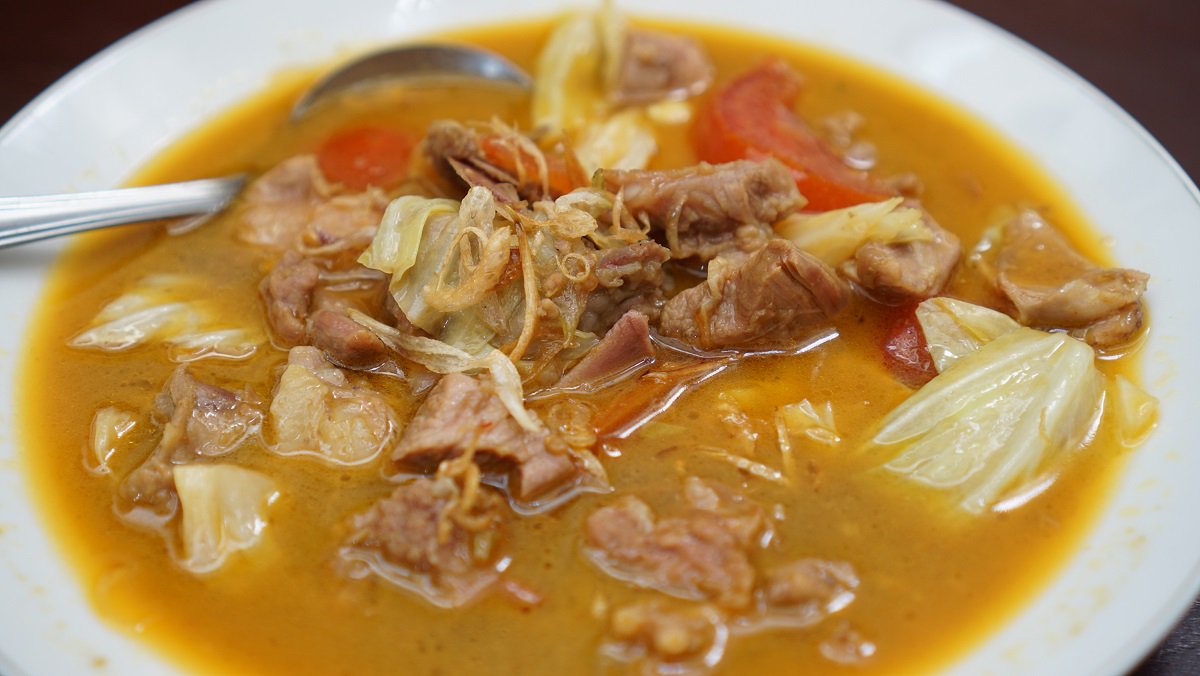 Masih pagi sdh mikirin maksi menu nya apa, ini pasti gara2 kamu ga bisa move on dari yg namanya Tongseng Kambing :D