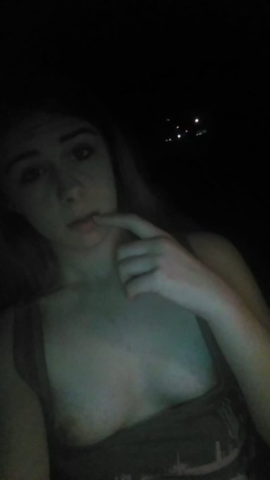 Selfie before dinner 😘 https://t.co/e2kziDq4Ph<a href="/tag/panamacity"class="tags"><span>#panamacity</span></a><a href="/tag/pcb"class="tags"><span>#pcb</span></a><a href="/tag/letsgetwild"class="tags"><span>#letsgetwild</span></a><a href="/tag/readytodance"class="tags"><span>#readytodance</span></a>