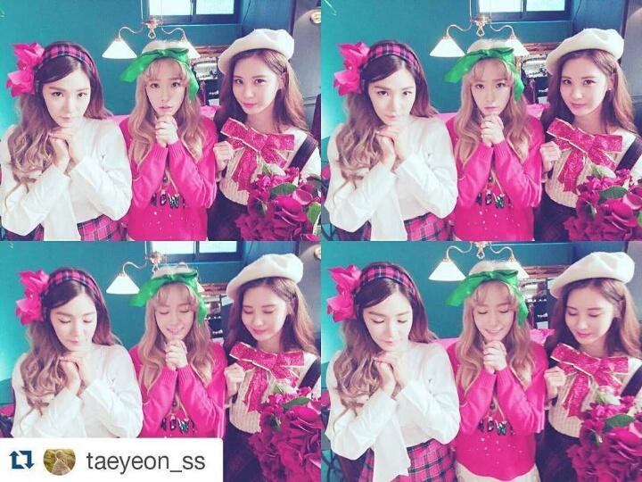jecnis's tweet photo. #9daystilldearsanta
we are sooooooo excited!!♡
#tts #dearsanta https://t.co/LBcvoCieOe